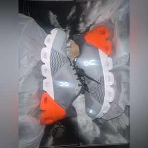 ON Cloudflyer grey and orange size 10 running shoes